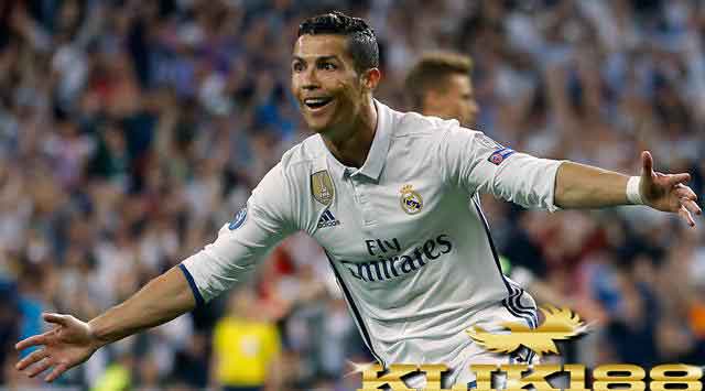 Ronaldo Pertahankan di Bernabeu Demi Masa Depan